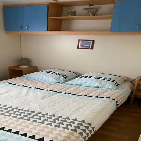Calme - Climatise - 2 Chambres Apartmán